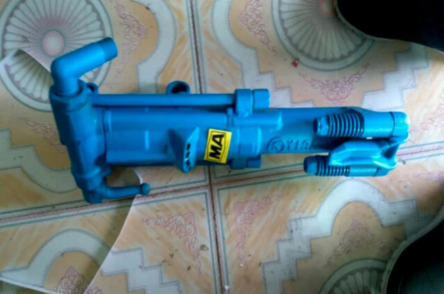 Y19A Hand-Held Rock Drill